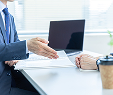 求人のご案内、応募先の決定